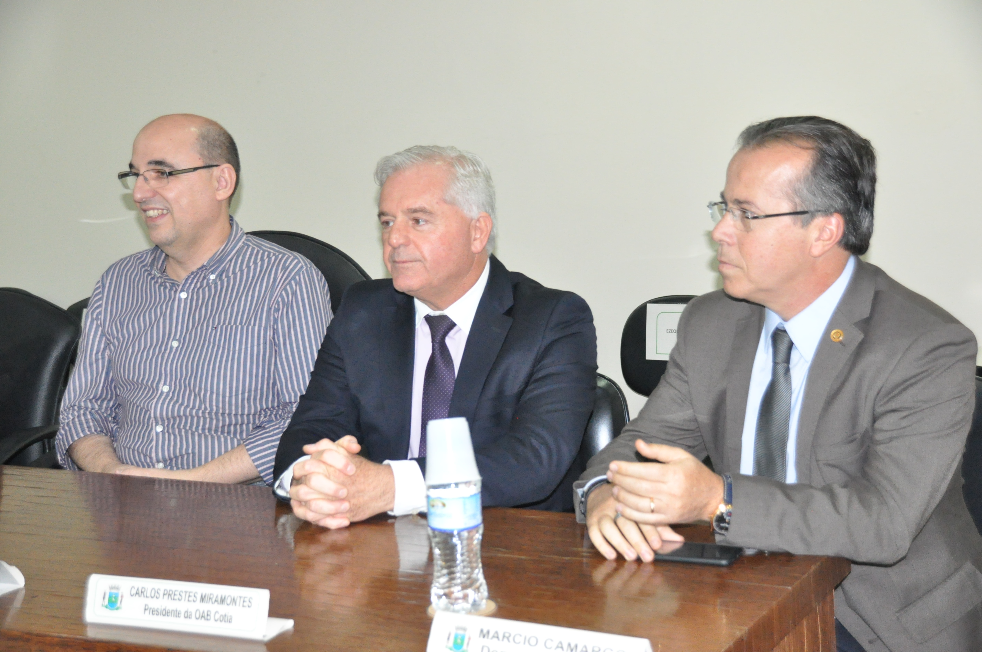 Da esquerda para direita, Dr. José Lucio Munhoz, Dr. Carlos Prestes Miramontes (Tuca) e Deputado Estadual Márcio Camargo