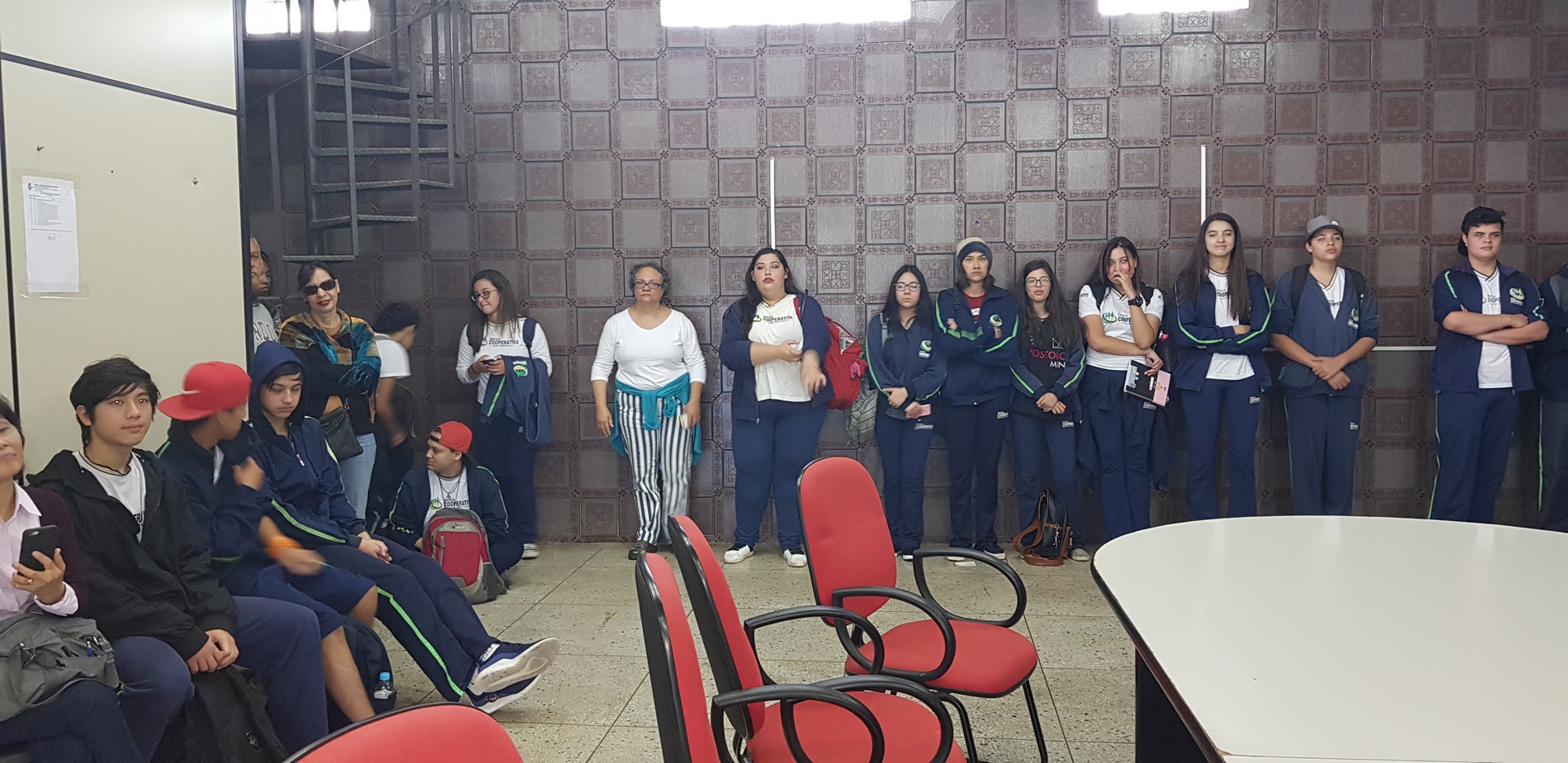 Visita dos alunos do ensino fundamental da Escola Cooperativa Vargem Grande Paulista
